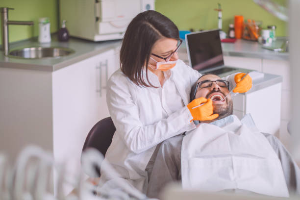 Best Holiday Emergency Dentist in Mooreland, OK